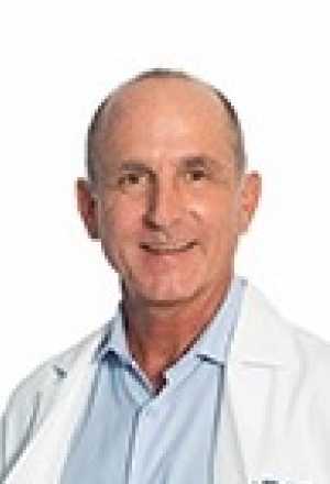 Dr. Daniel Zovich headshot
