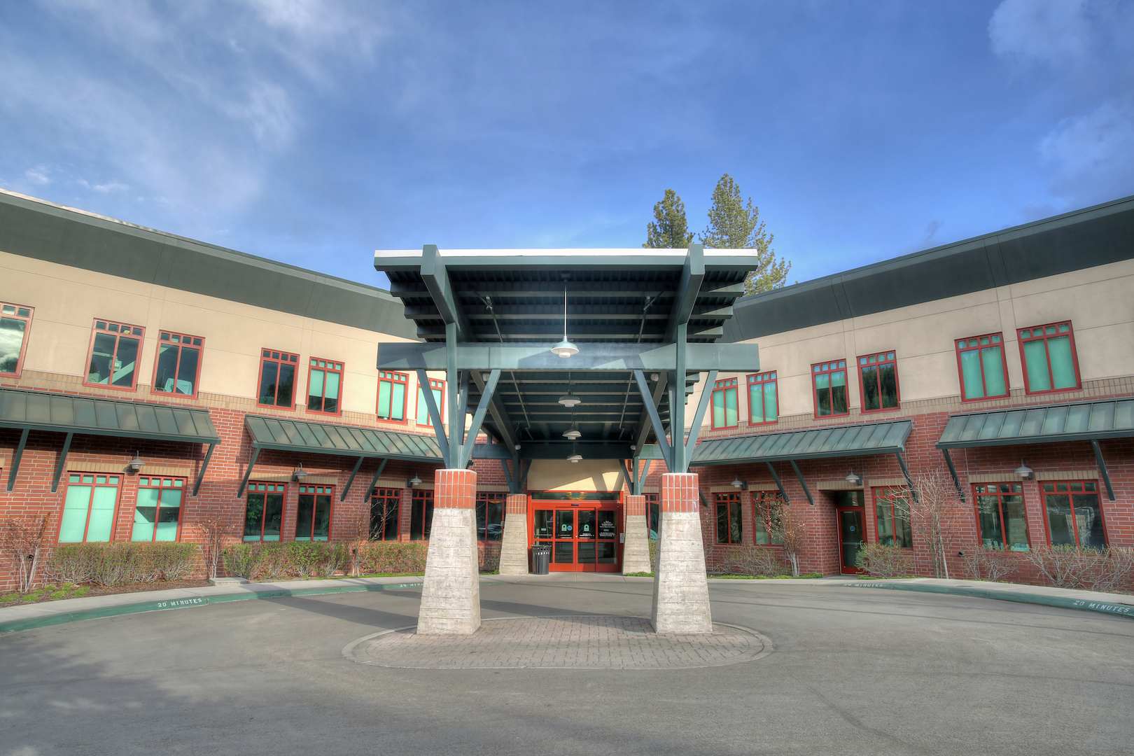 Tahoe Forest Hospital entrance