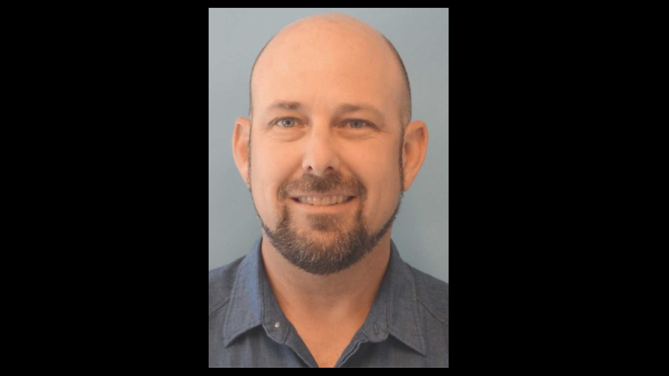Dr. Laning Andrews Headshot