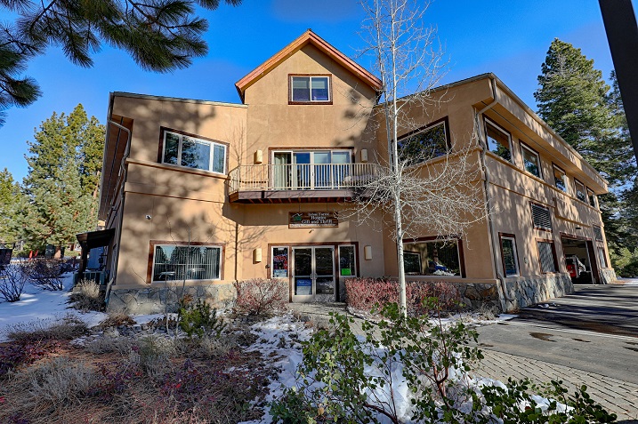Exterior of Tahoe Forest Hospice Gift & Thrift - Incline Village