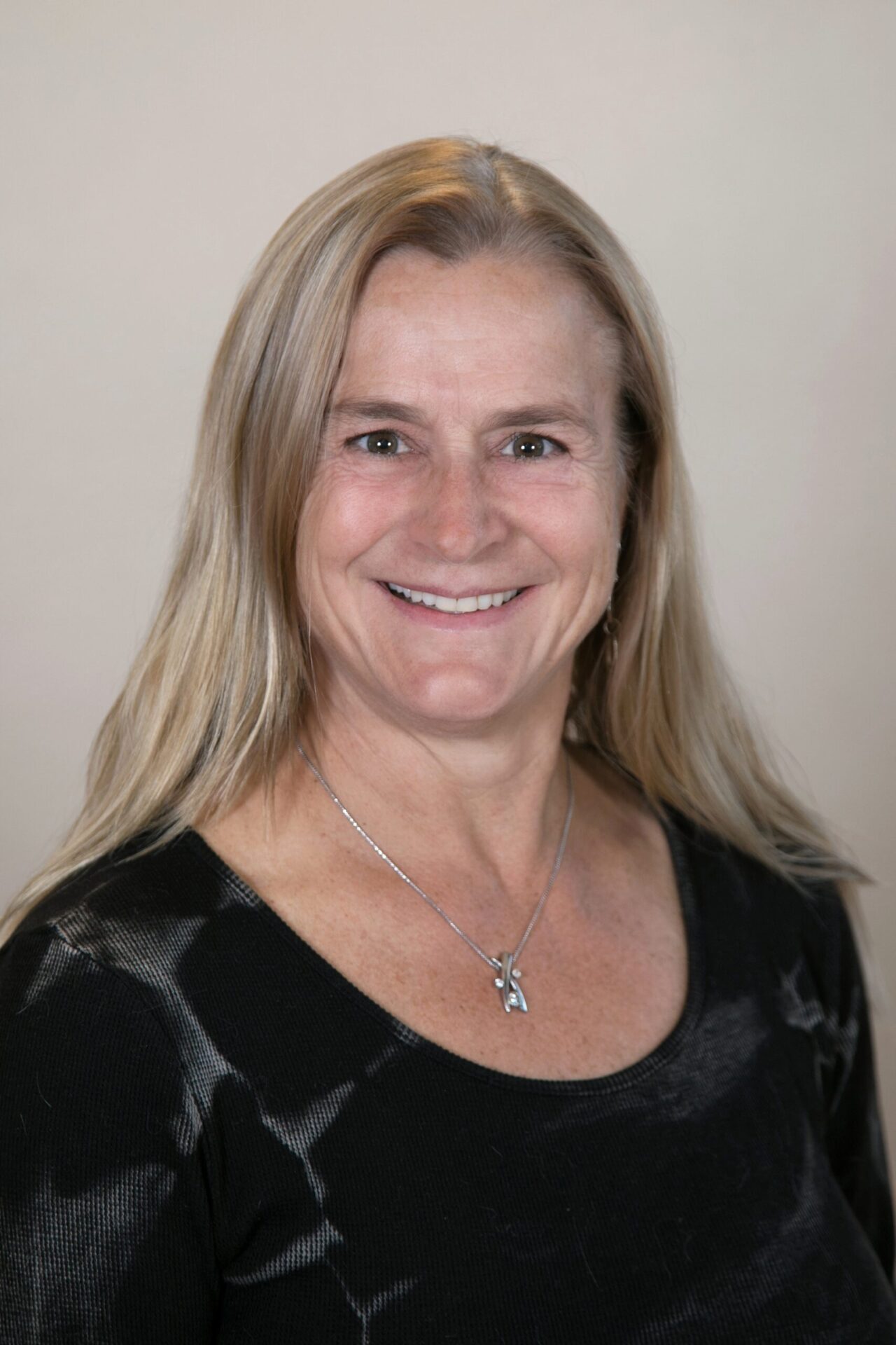Nina Winans MD