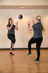 Picture9 single leg ball toss