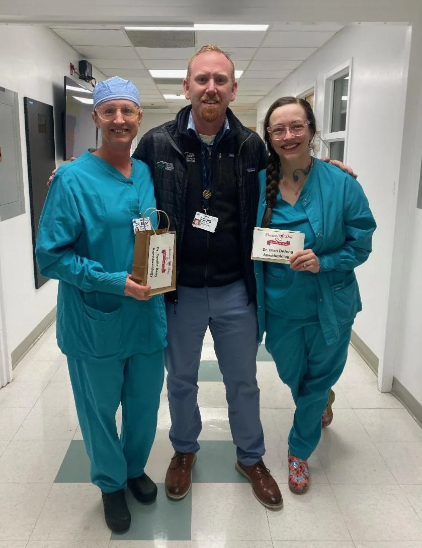 Dr. Bany Louis Dr. Dejong Dr. Bany Louis & Dr. Dejong