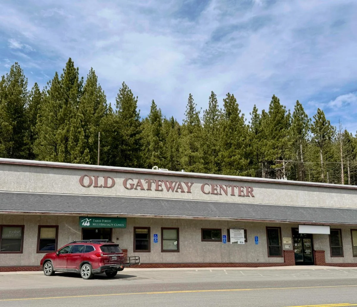 oldgateway Old Gateway center building entrance