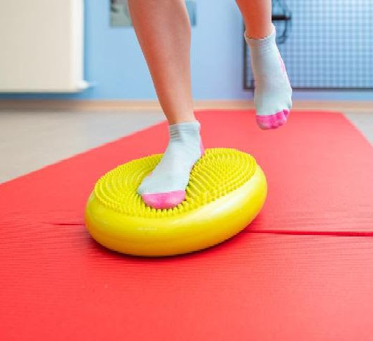 single leg balance on stability trainer