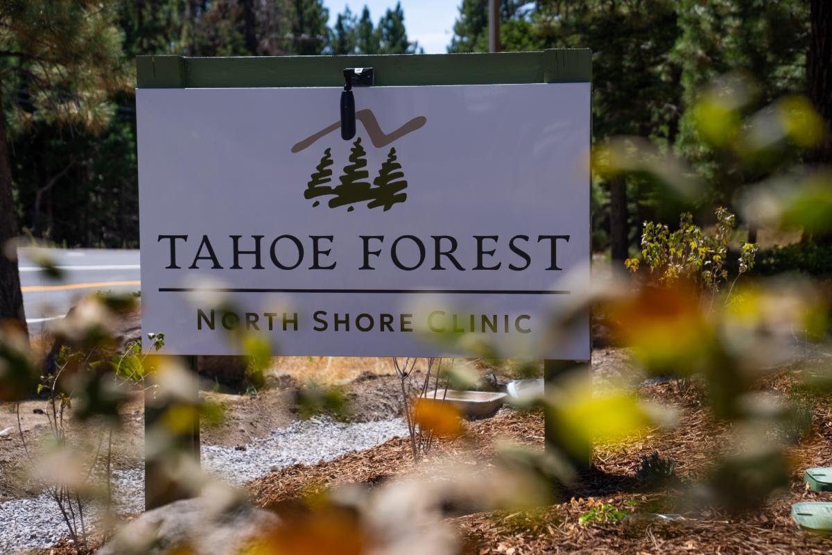 North Shore Clinic sign